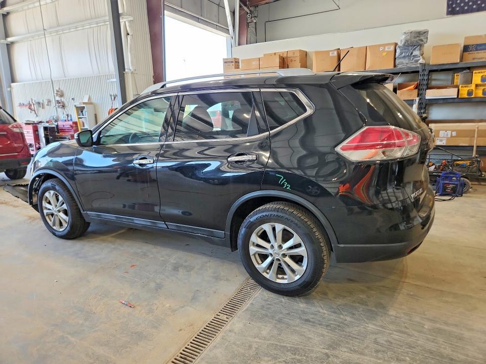 2015 Nissan Rogue sv