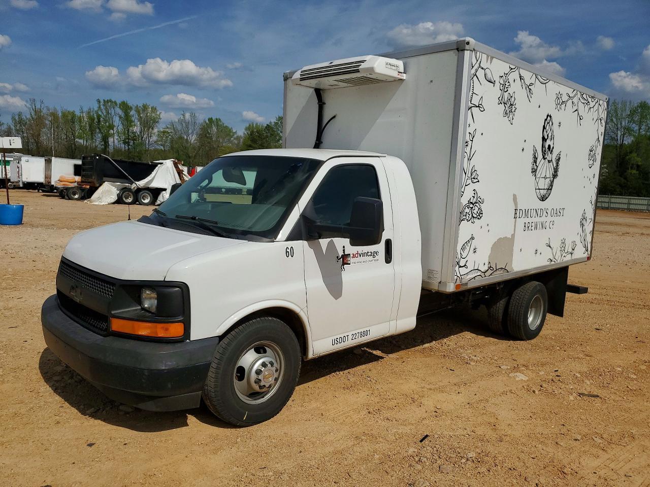 2017 Chev Express G3500