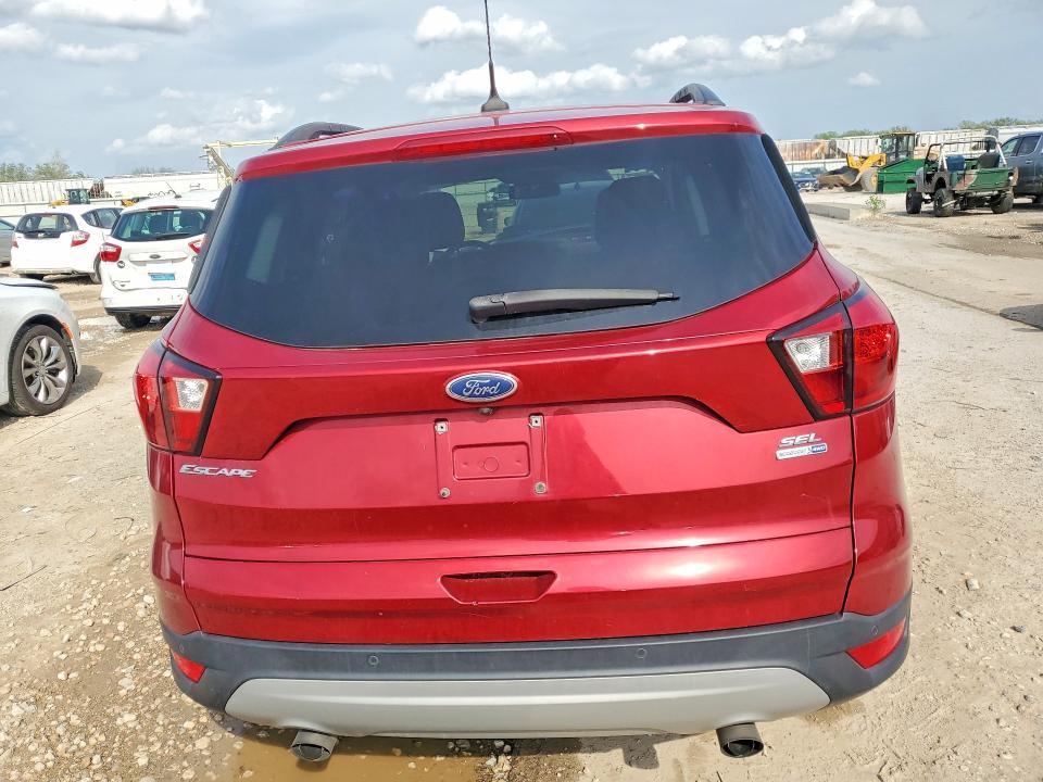 2019 Ford Escape sel