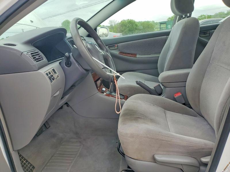 2005 Toyota Corolla le