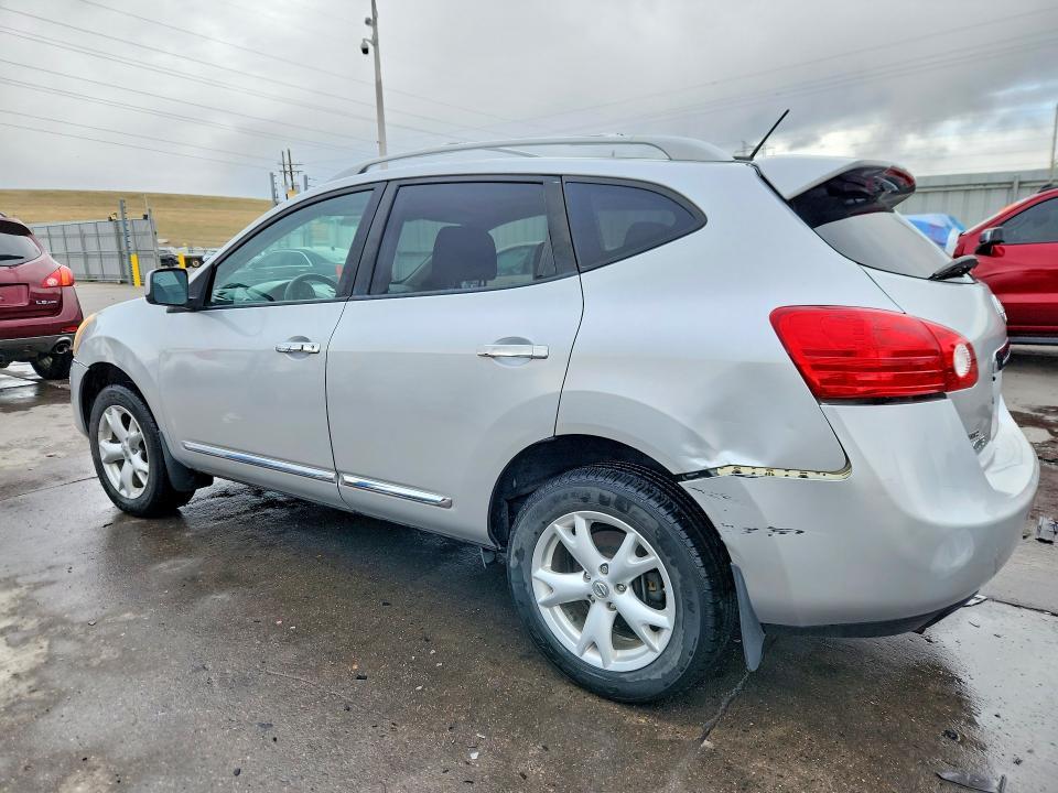 2011 Nissan Rogue s