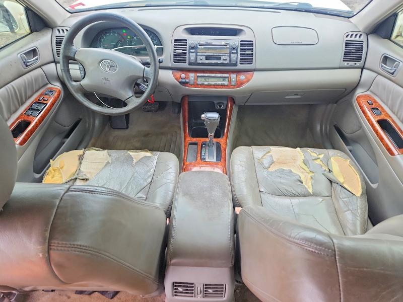 2002 Toyota Camry le
