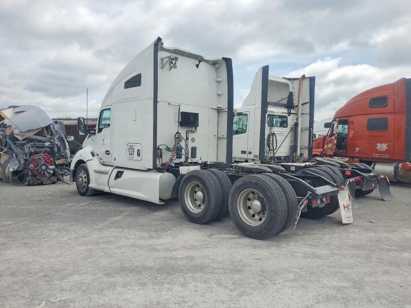 2020 Kenworth T680 Semi Truck