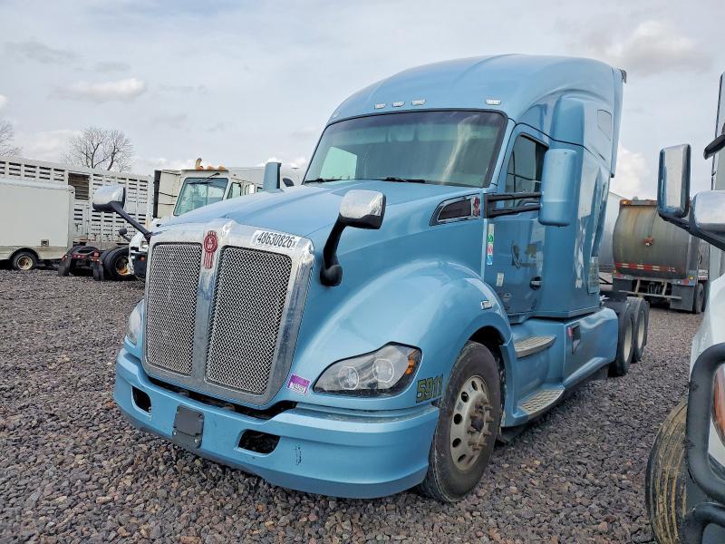2020 Kenworth Construction T680