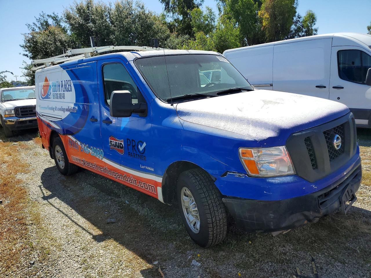 2016 Nissan NV 2500 HD SV