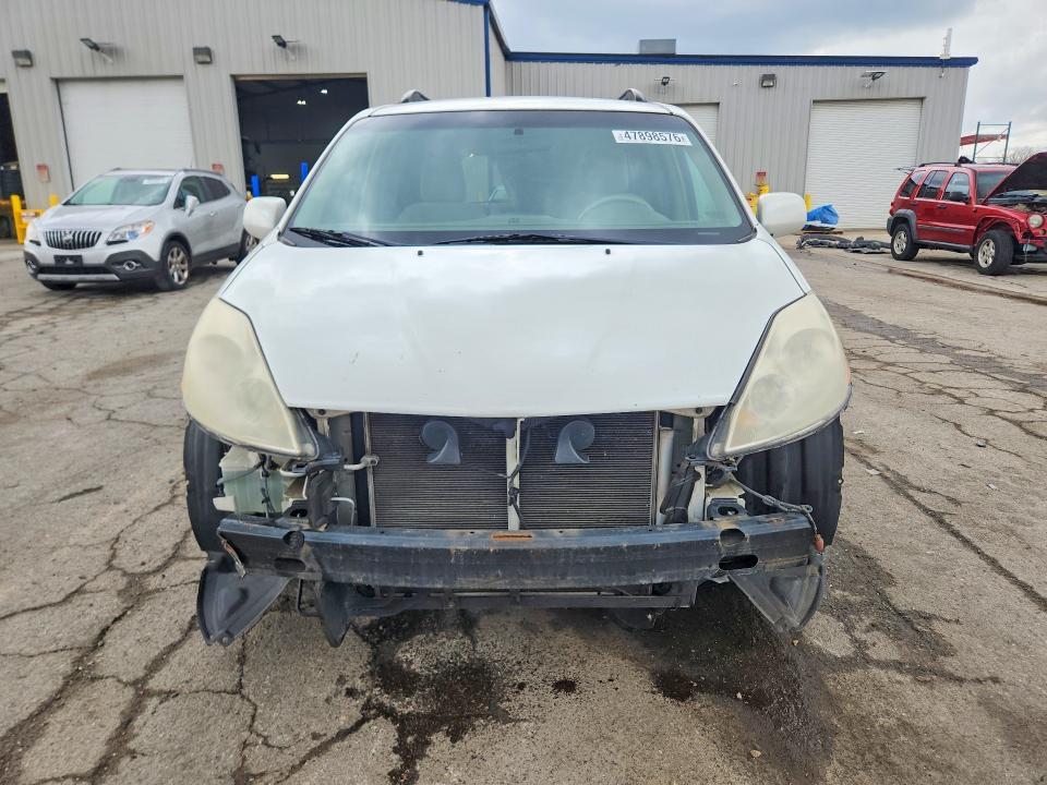 2009 Toyota Sienna xle