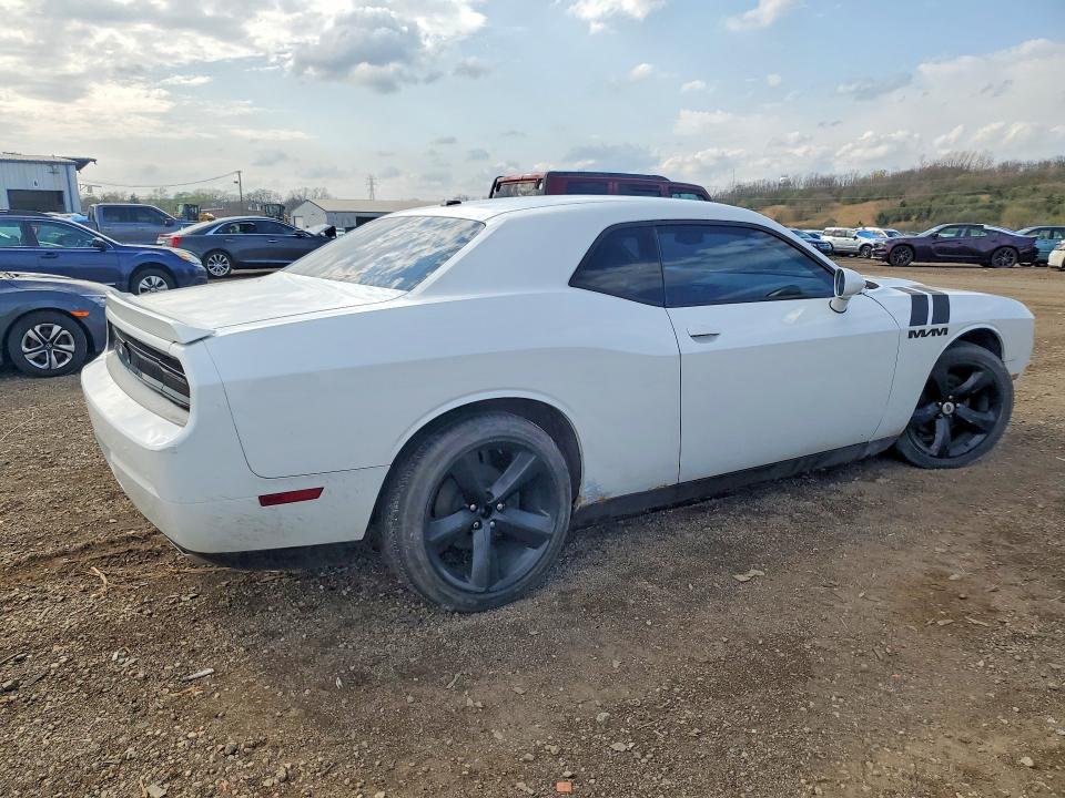 2014 Dodge Challenger sxt