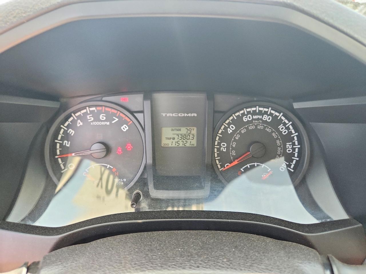 2016 Toyota Tacoma SR
