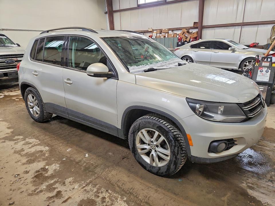 2014 Volkswagen Tiguan s