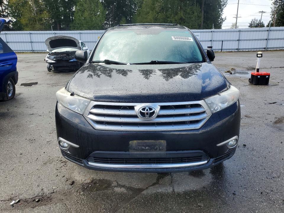 2012 Toyota Highlander se
