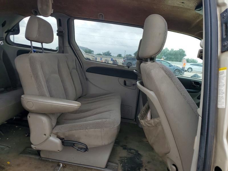 2005 Chrysler Town & Country