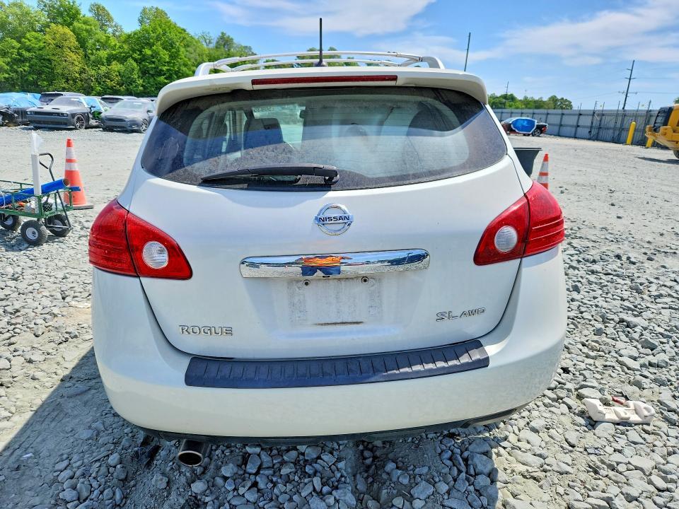2011 Nissan Rogue s