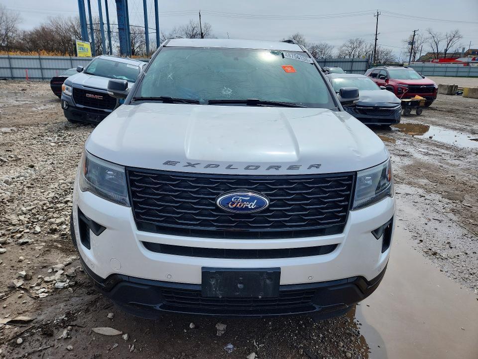 2018 Ford Explorer Sport