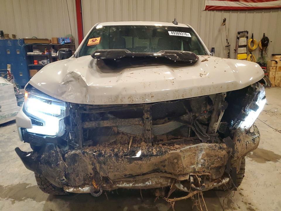 2026 Chevrolet Silverado K1500 ZR2