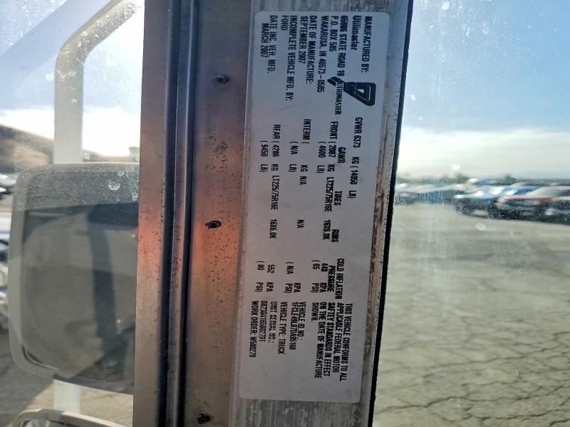 2007 Ford Econoline E450 Super Duty Commercial STR