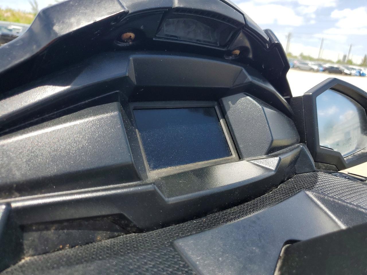 2022 YAM Yamaha VX