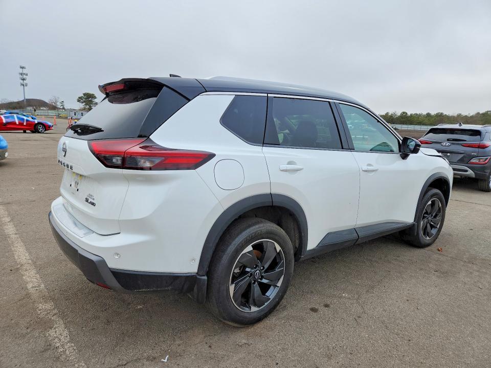 2024 Nissan Rogue sl