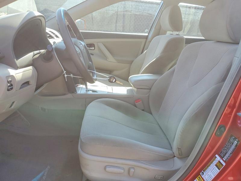 2011 Toyota Camry le