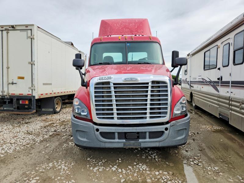 2015 Freigliner Cascadia 125