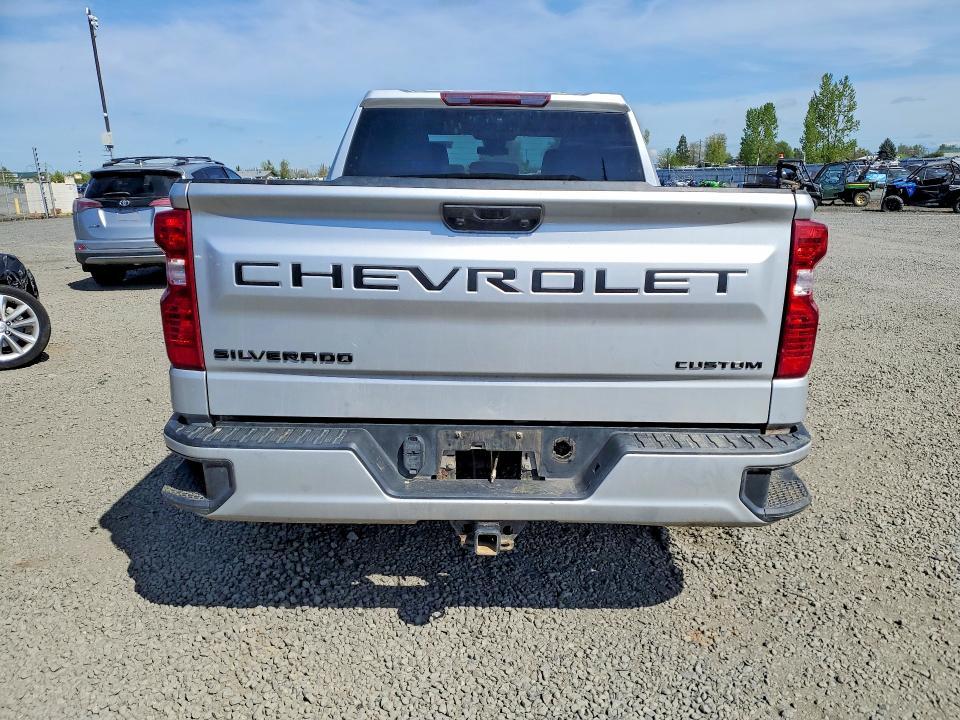 2022 Chevrolet Silverado K1500 Custom