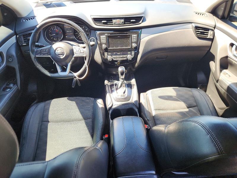 2020 Nissan Rogue Sport sv