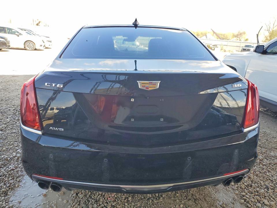 2017 Cadillac CT6
