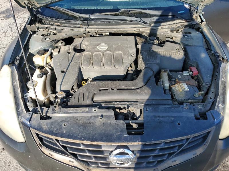 2010 Niss Altima s