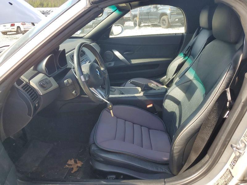 2004 BMW Z4 2.5