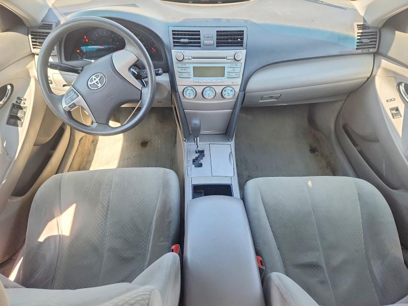2009 Toyota Camry le