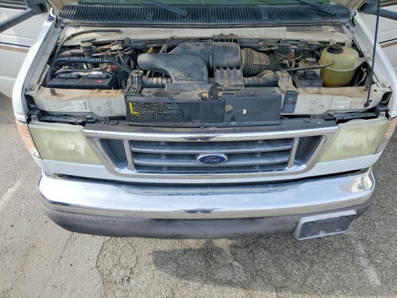 2003 Fleetwood Tioga Recreational Vehicle (RV)