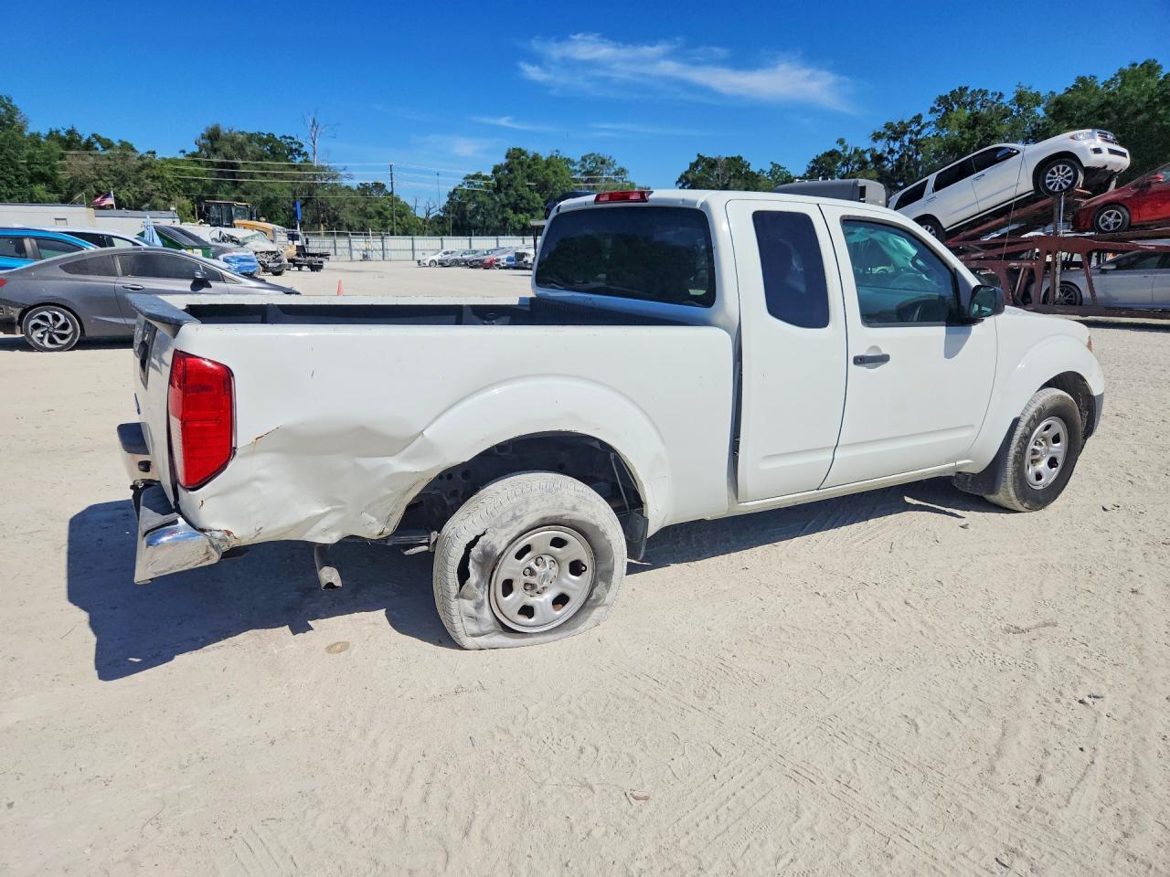 2015 Nissan Frontier S