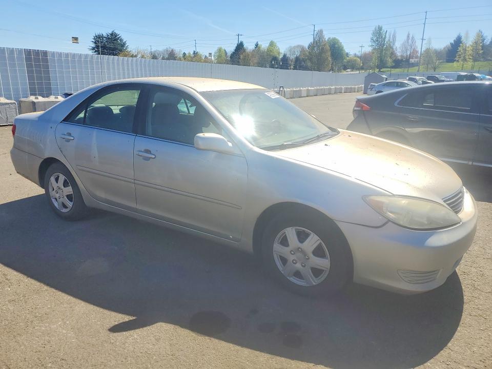 2006 Toyota Camry le
