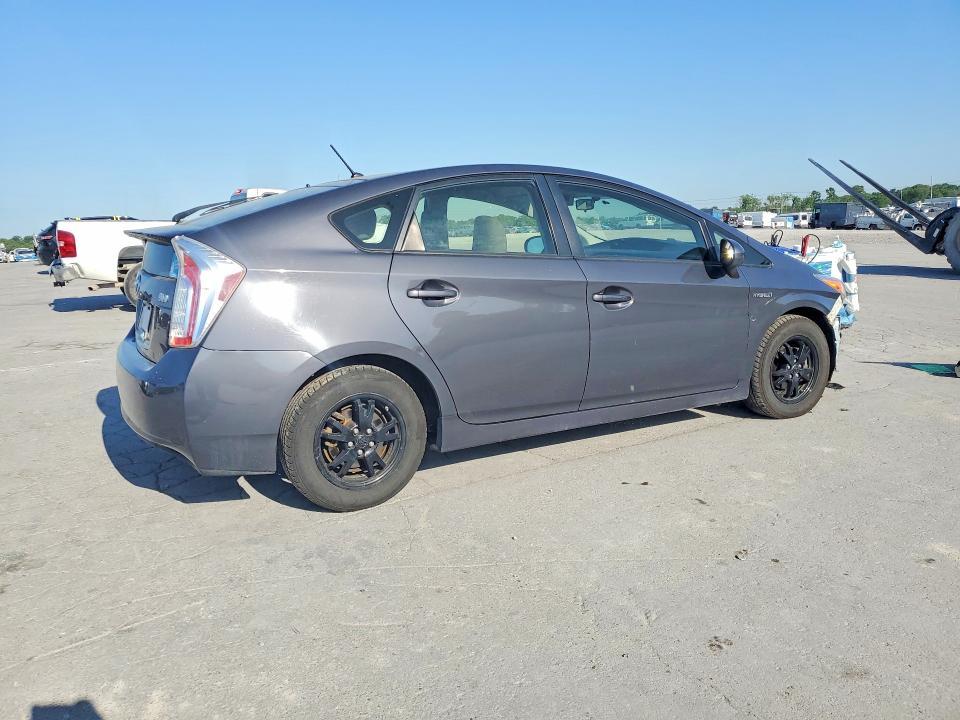 2015 Toyota Prius two