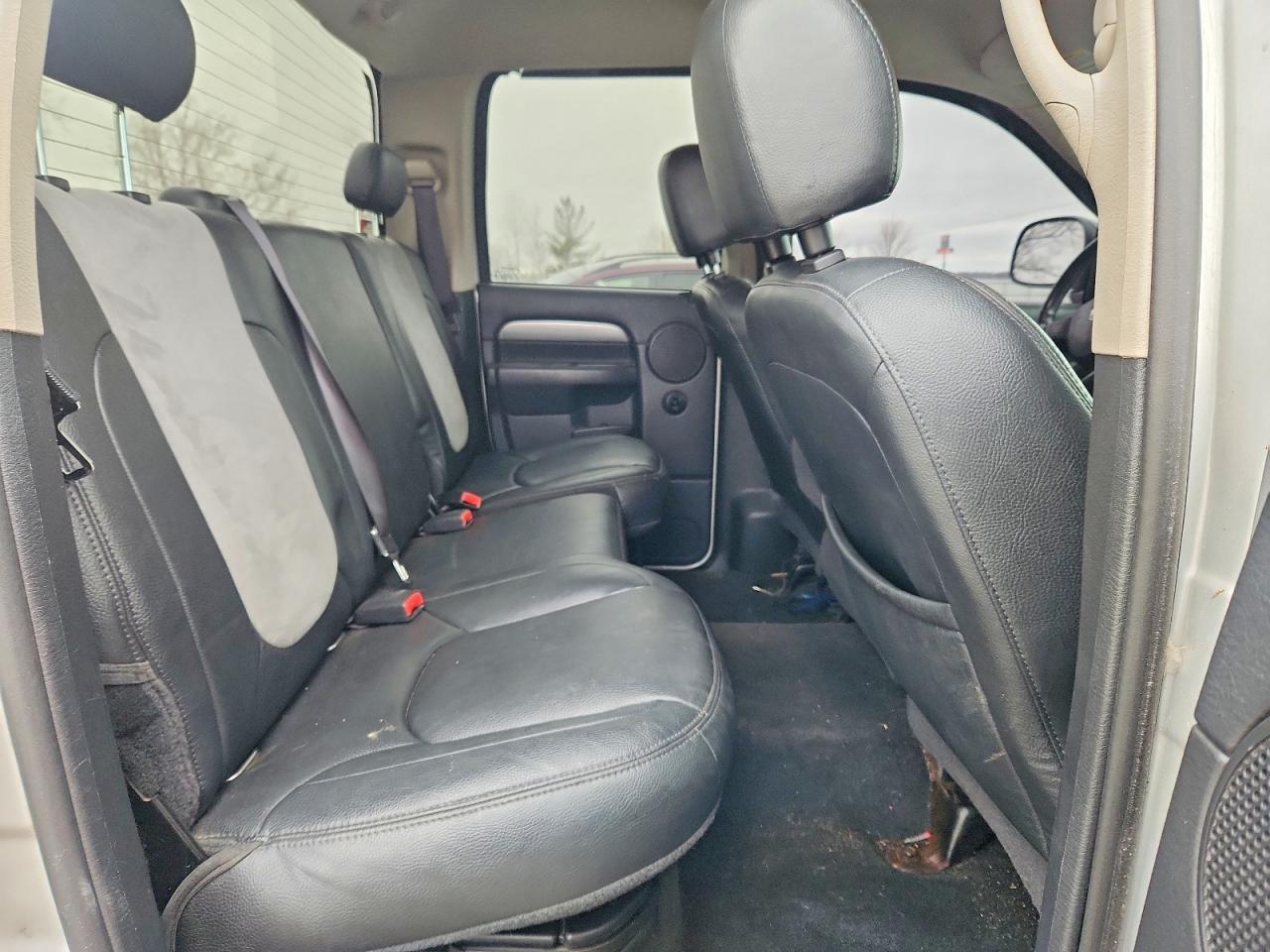 2004 Dodge RAM 1500 ST