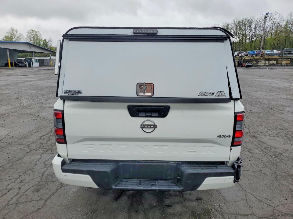 2025 Nissan Frontier SV