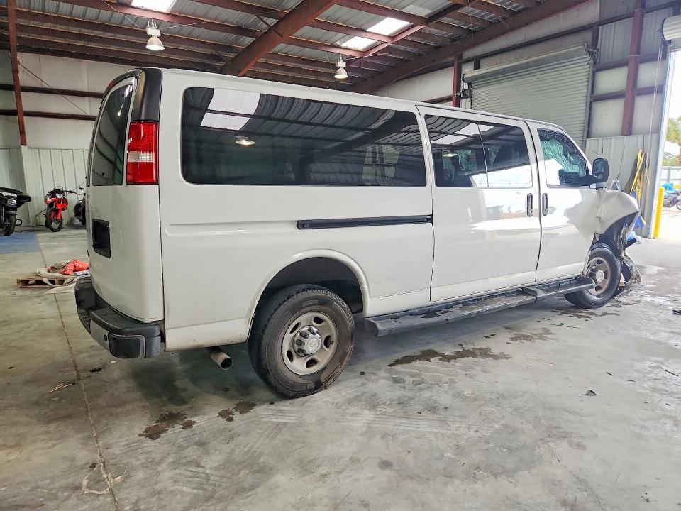 2021 Chevrolet Express G3500 LT