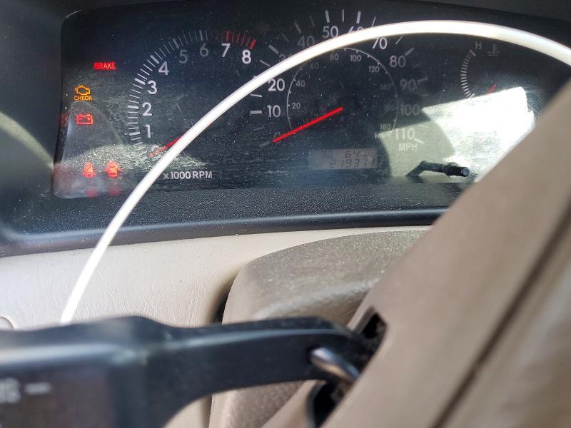 2005 Toyota Corolla le