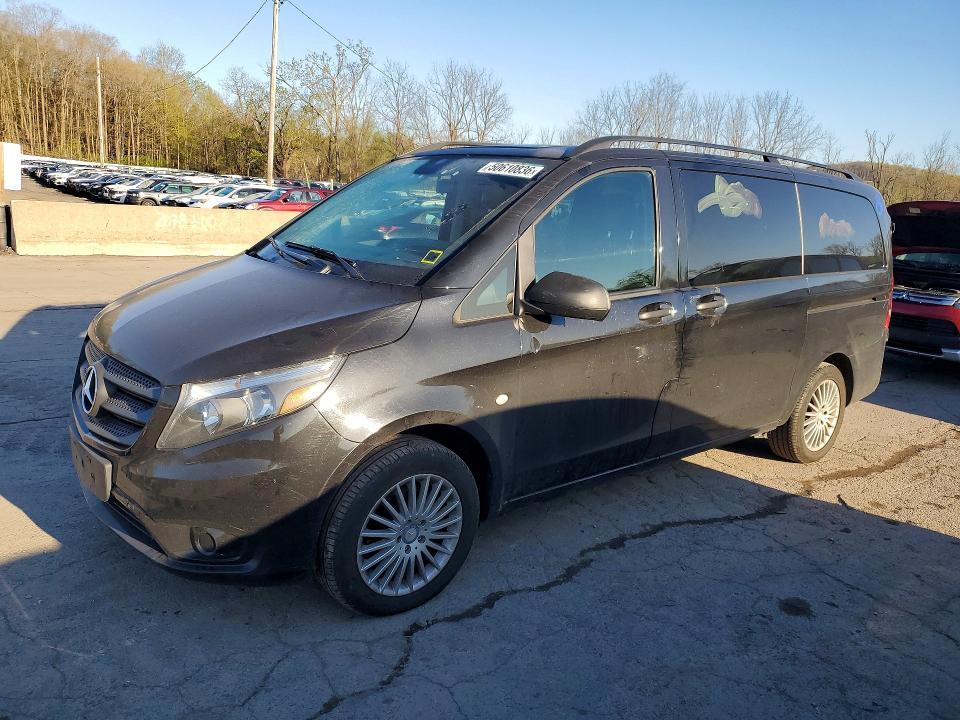 2017 Mercedes-Benz Metris
