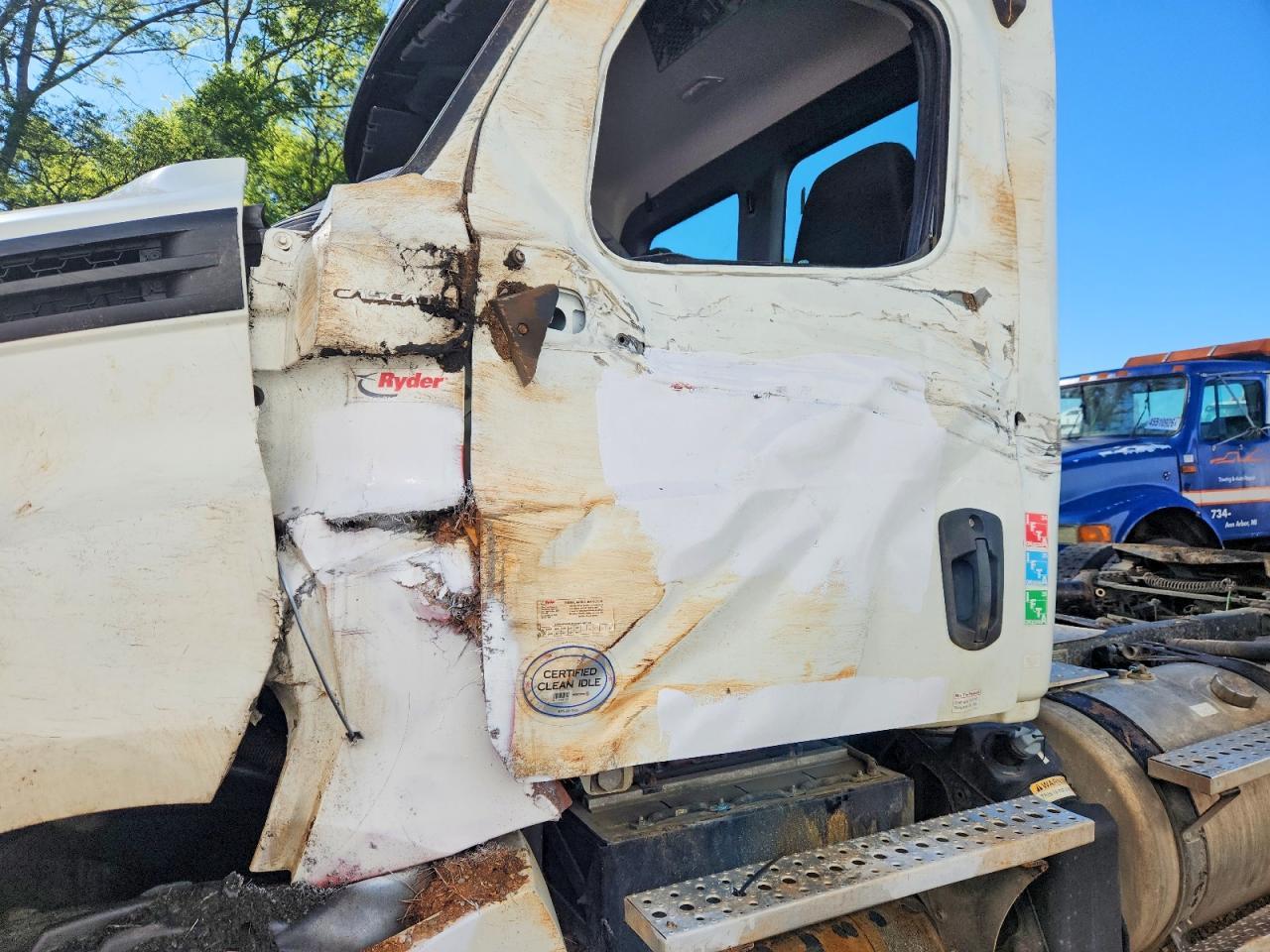 2019 Freightliner Cascadia 126 Semi Truck