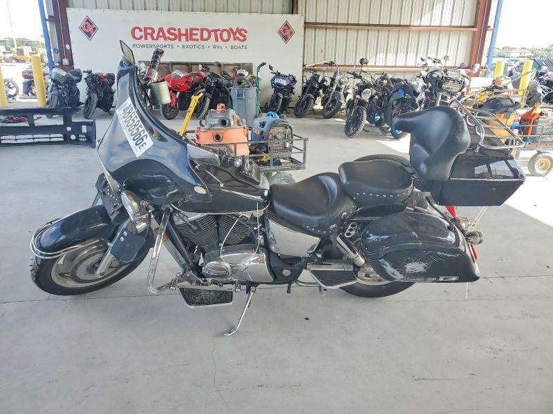 2000 Honda VT1100 C2