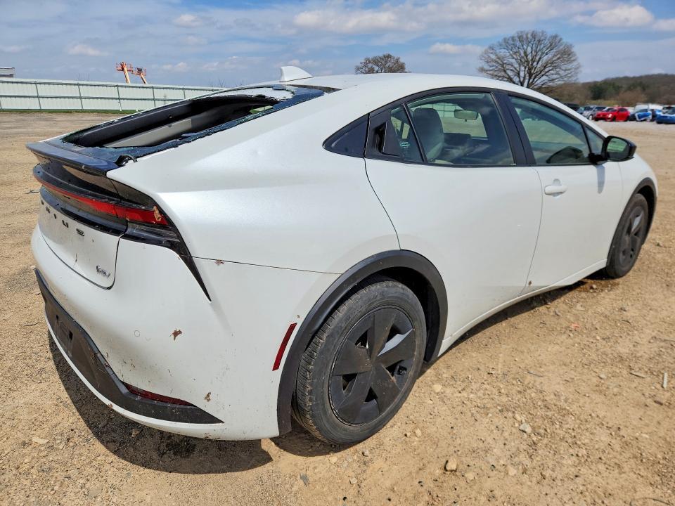 2023 Toyota Prius le