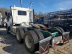 2009 Kenworth T880 Semi Truck