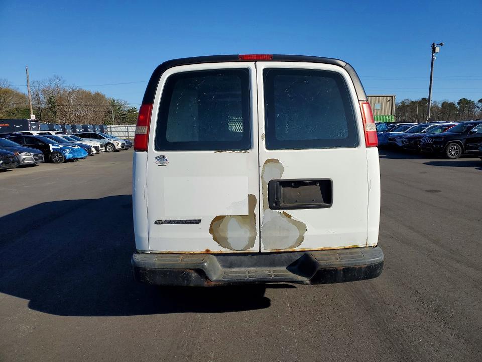 2008 Chev Express G2500