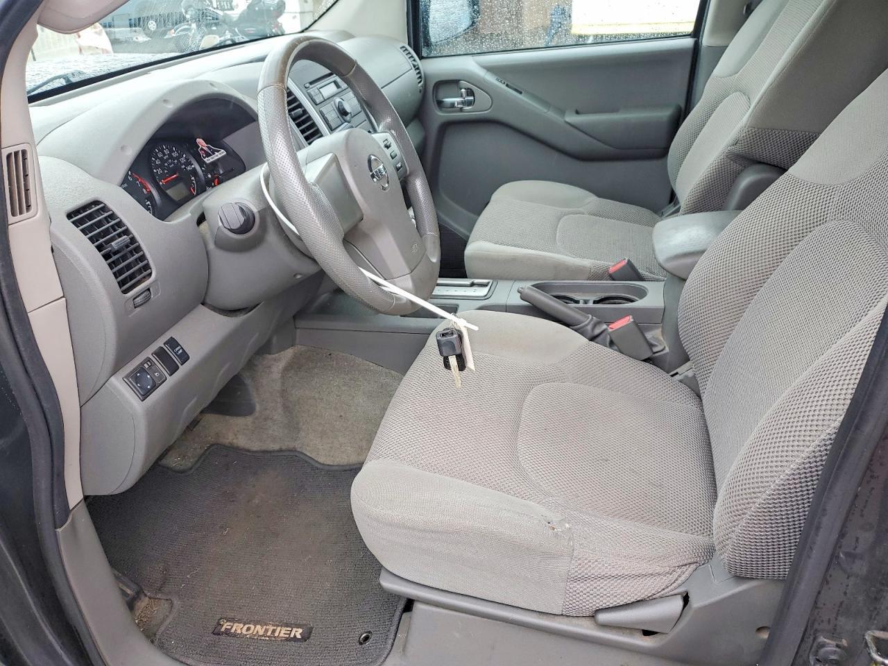 2011 Niss Frontier SV V6