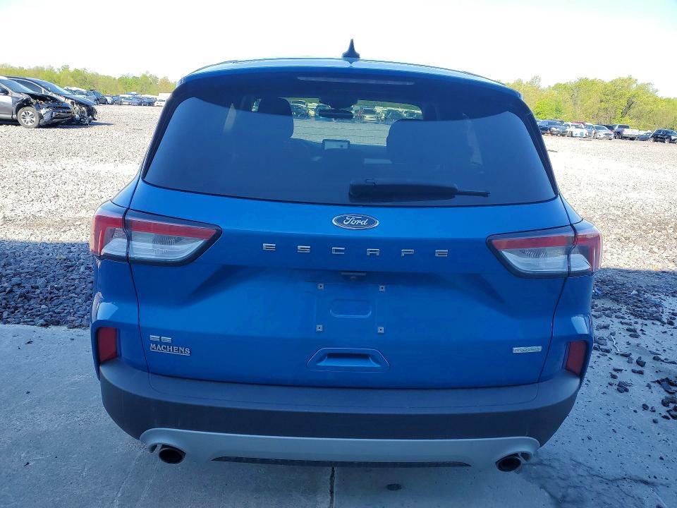 2020 Ford Escape se