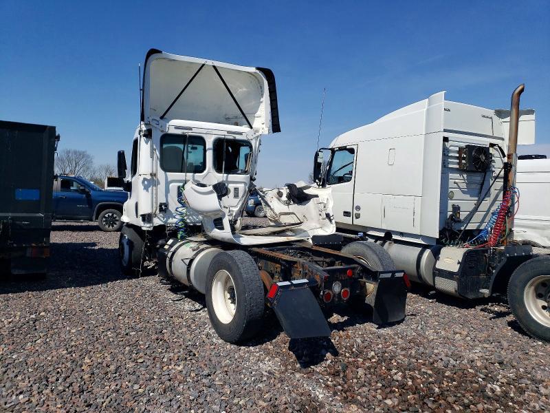 2015 Freigliner 2015 Freightliner Cascadia Semi Truck