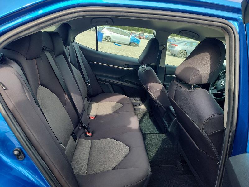 2020 Toyota Camry le