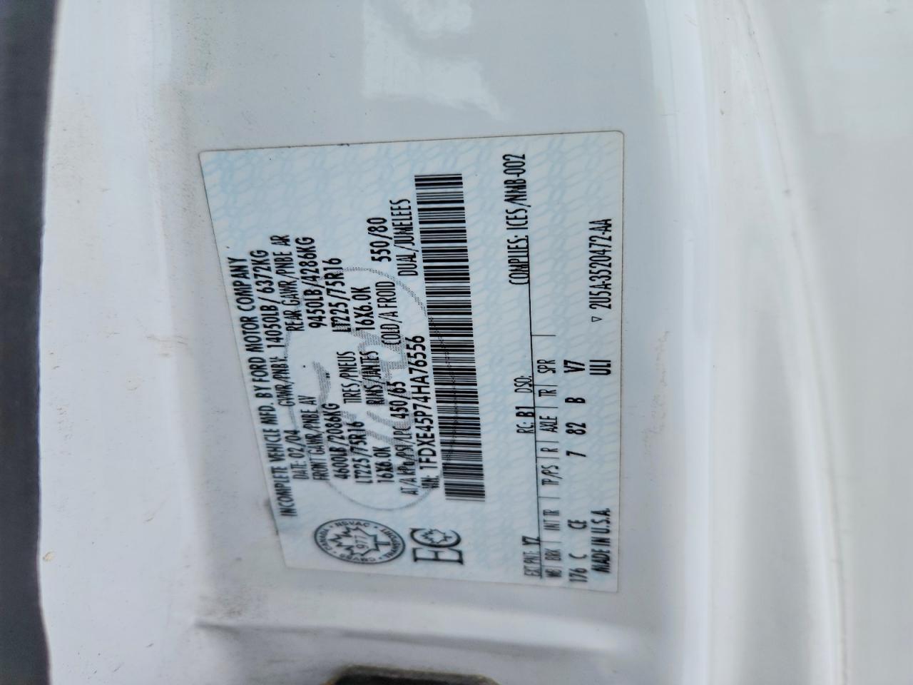 2004 Ford Econoline E450 Super Duty Cutaway Van