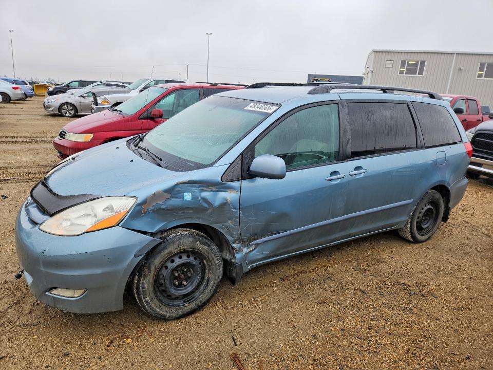 2007 Toyota Sienna ce 7-passenger