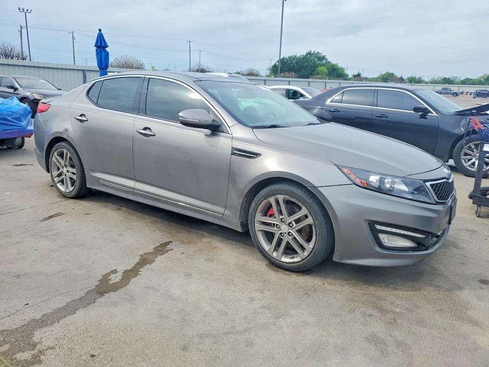 2013 KIA Optima sx